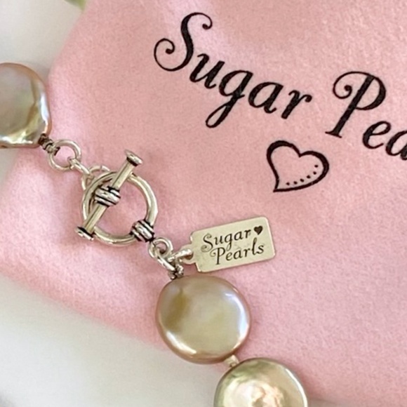 Gold Champagne Coin Pearl Necklace - Picture 5 of 5